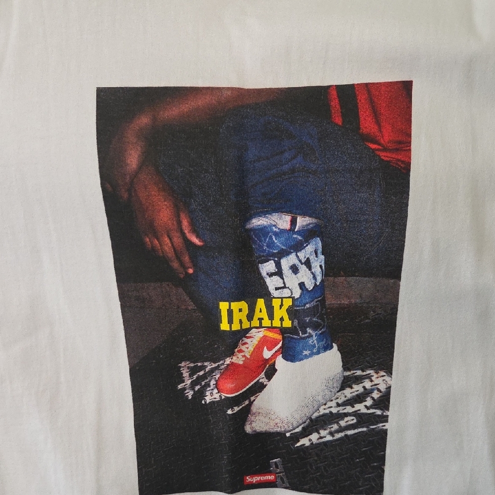 Supreme White Tee Irak